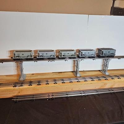 Grand Assortment of Ore Cars w/Boxes (T1-JS)