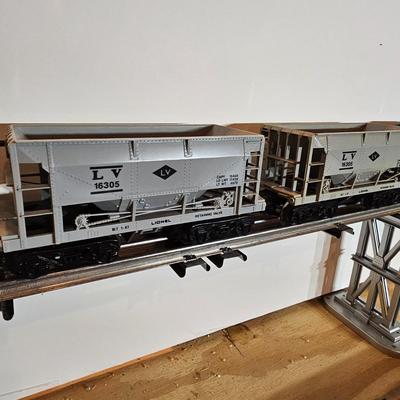 Grand Assortment of Ore Cars w/Boxes (T1-JS)