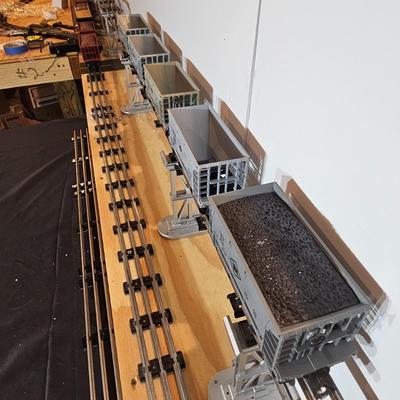 Grand Assortment of Ore Cars w/Boxes (T1-JS)