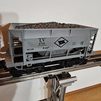 Grand Assortment of Ore Cars w/Boxes (T1-JS)