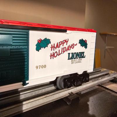 Assorted Christmas Holiday Boxcars & More (T1-JS)