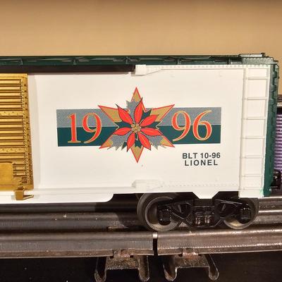 Assorted Christmas Holiday Boxcars & More (T1-JS)