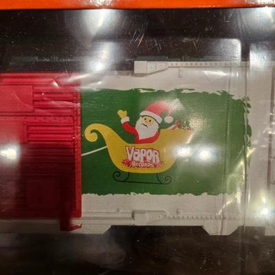 Assorted Christmas Holiday Boxcars & More (T1-JS)
