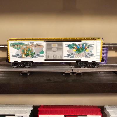 Assorted Christmas Holiday Boxcars & More (T1-JS)