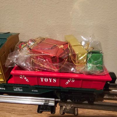 Assorted Christmas Holiday Boxcars & More (T1-JS)