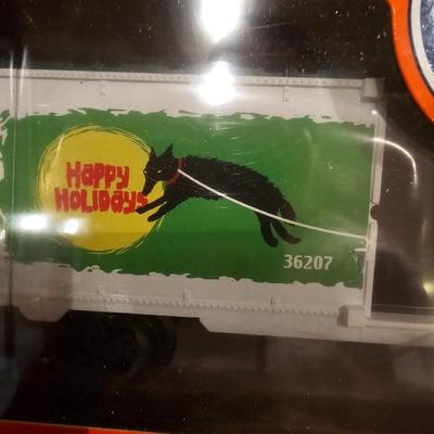 Assorted Christmas Holiday Boxcars & More (T1-JS)