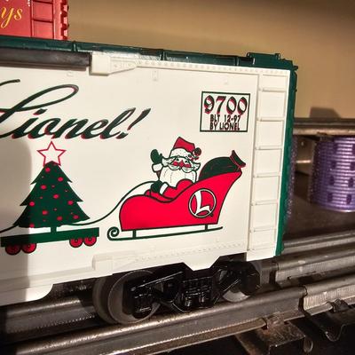 Assorted Christmas Holiday Boxcars & More (T1-JS)