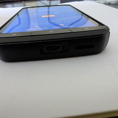 Sale Photo Thumbnail #163: CAT S61 Thermal imaging mobile phone black.
IMEI number is CLEAN