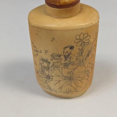 Japanese Carved Snuff Bottle