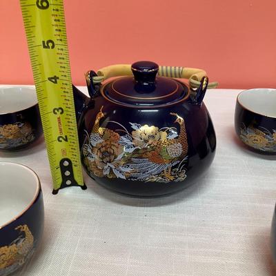 Sale Photo Thumbnail #229: Japanese cobalt blue teapot and 6 cups, no chips or cracks. Excellent condition!