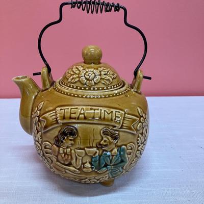 Sale Photo Thumbnail #234: Vintage Japanese teapot. Some damage to inside rim just under lid.