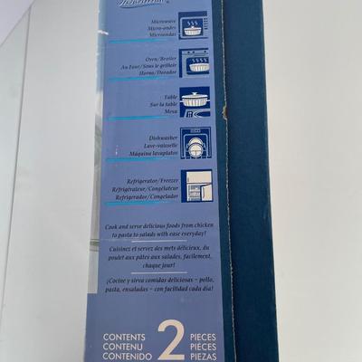 New CorningWare 1.5 Qt oval dish