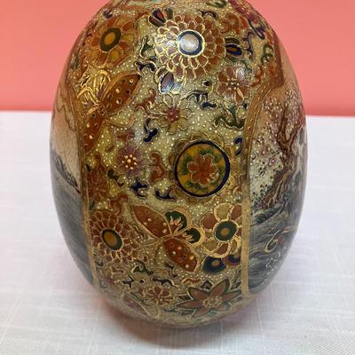 Sale Photo Thumbnail #253: Beautiful vintage marked Satsuma cloisonne egg. Excellent condition.