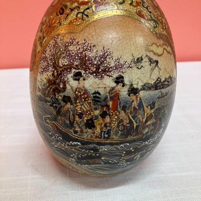 Sale Photo Thumbnail #252: Beautiful vintage marked Satsuma cloisonne egg. Excellent condition.