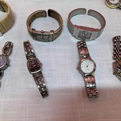 Sale Photo Thumbnail #258: Collection of 16 casual watches, mostly women's styles