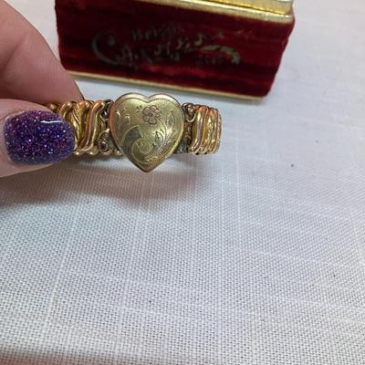 Sale Photo Thumbnail #267: 1940's Vintage WWII era sweetheart bracelet in original box! Excellent condition.