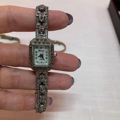 Sale Photo Thumbnail #270: Set of 3 vintage ladies watches