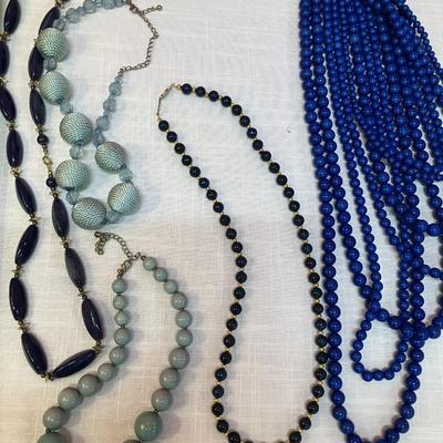 Sale Photo Thumbnail #283: Set of 8 blue/turquoise colored beaded necklaces, costume jewelry