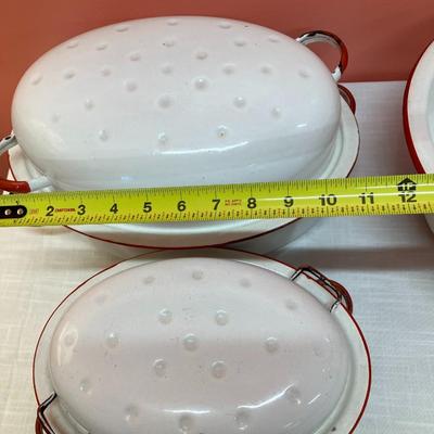 Sale Photo Thumbnail #303: Set of 2 lidded roasting pans and large basin, red/white enamel dishes