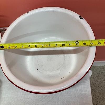 Sale Photo Thumbnail #304: Set of 2 lidded roasting pans and large basin, red/white enamel dishes