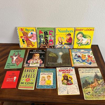 CHILDRENS BOOKS