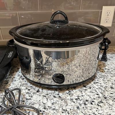 ELECTRIC GRIDDLE, CROCKPOT AND MIXER
