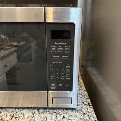 GE PROFILE MICROWAVE OVEN