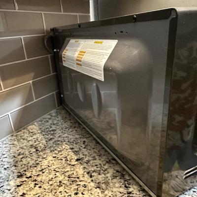 GE PROFILE MICROWAVE OVEN