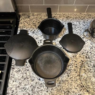 SKILLETS, STEAMER AND POT
