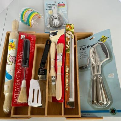 Kitchen Drawer Lot