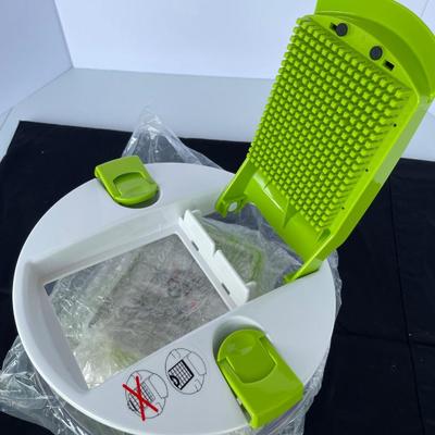 New Veggie Slicer/Dicer with Storage