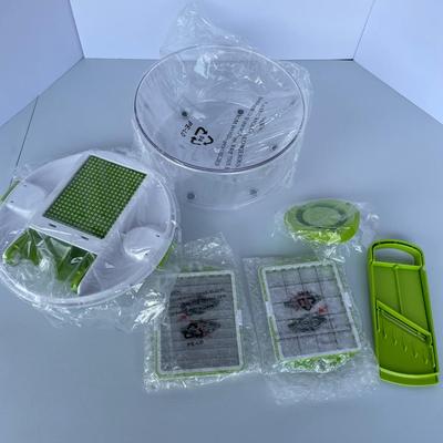 New Veggie Slicer/Dicer with Storage