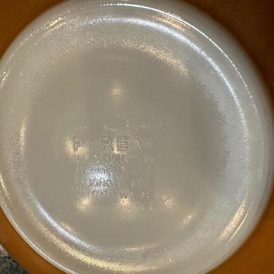 PYREX MIXING BOWLS