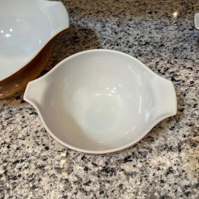 PYREX MIXING BOWLS