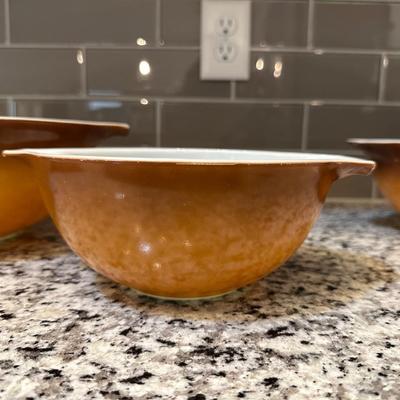 PYREX MIXING BOWLS