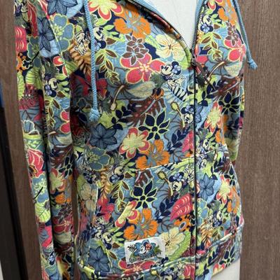 Sale Photo Thumbnail #421: New with tag attached.