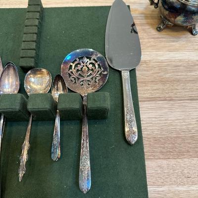 SILVER PLATE TEA SERVICE AND SERVING PIECES
