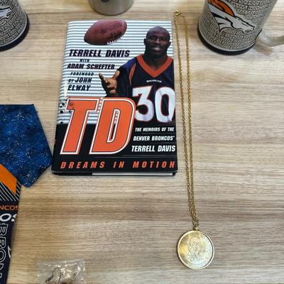 DENVER BRONCOS ITEMS
