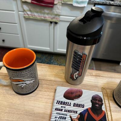 DENVER BRONCOS ITEMS