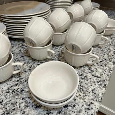 SET OF FARBERWARE DISHES