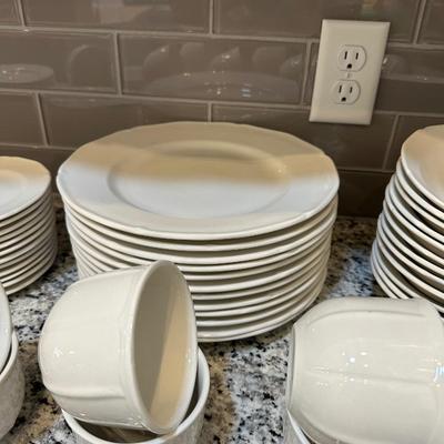 SET OF FARBERWARE DISHES