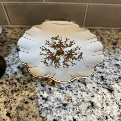 VINTAGE DISHES AND VASE
