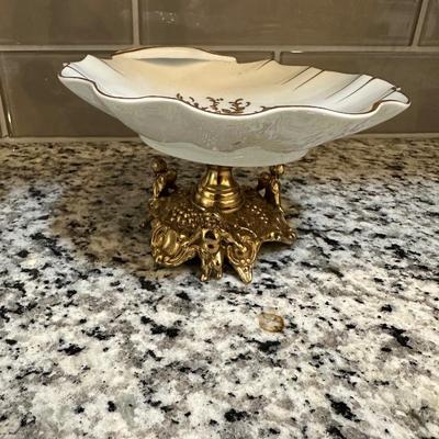 VINTAGE DISHES AND VASE