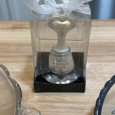 ANNIVERSARY SERVING PIECES