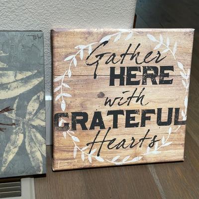 WALL DECOR AND HOT PLATES