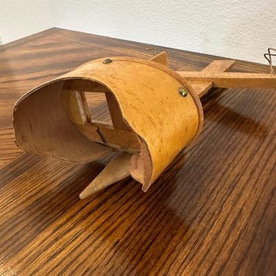ANTIQUE STEREOSCOPE