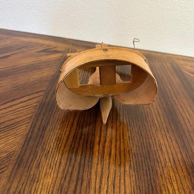 ANTIQUE STEREOSCOPE