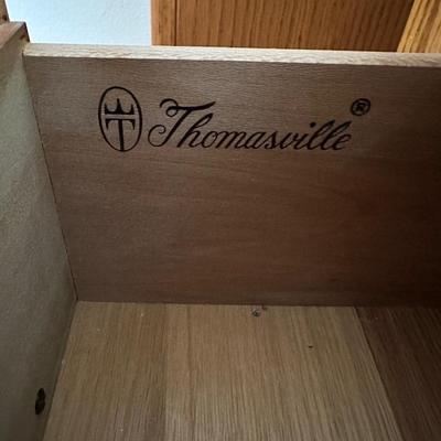 THOMASVILLE 9 DRAWER DRESSER WITH MIRROR