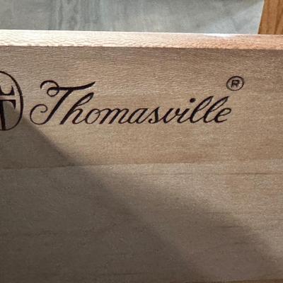 THOMASVILLE NIGHT STAND AND LAMP