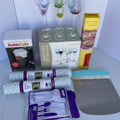 New Kitchen Lot, Cordial set, Drawer liners